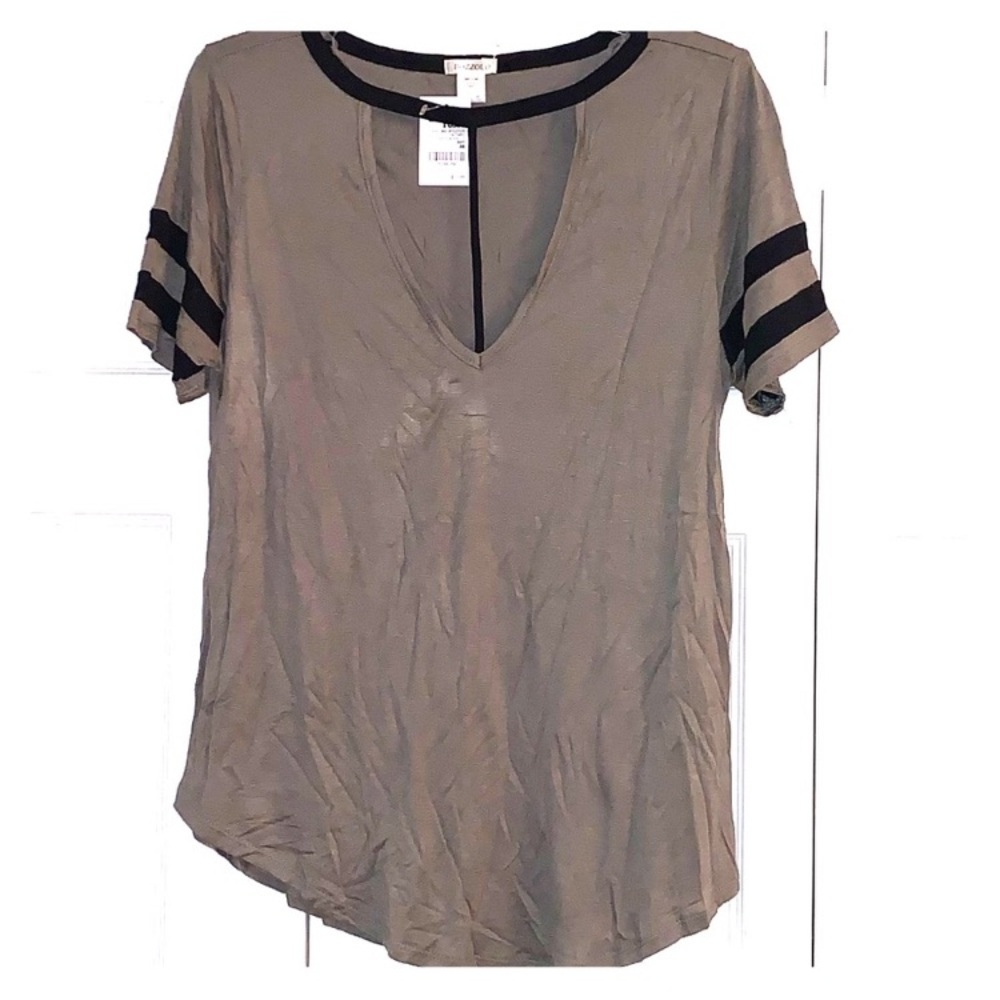 Olive V-Neck Short Sleeve Top with Contrast Trim